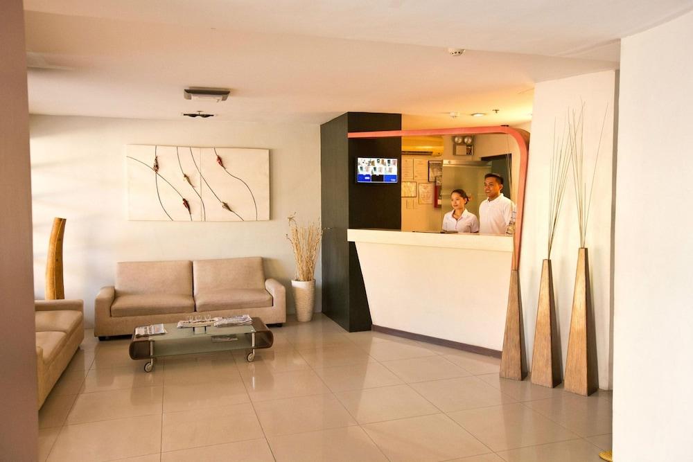 Travelbee Fuente Inn Cebu Ngoại thất bức ảnh